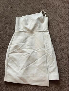 bcbg maxazria Women’s Off White Mini Dress Size 6 $278